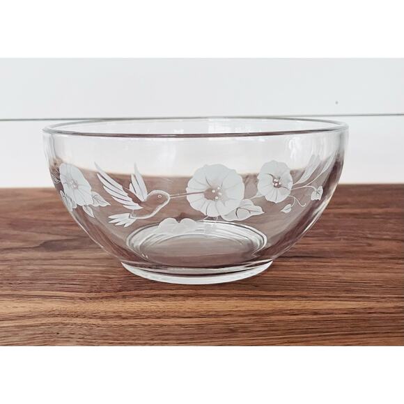 Vintage Avon Hummingbird Crystal Serving Bowl France - Picture 1 of 6